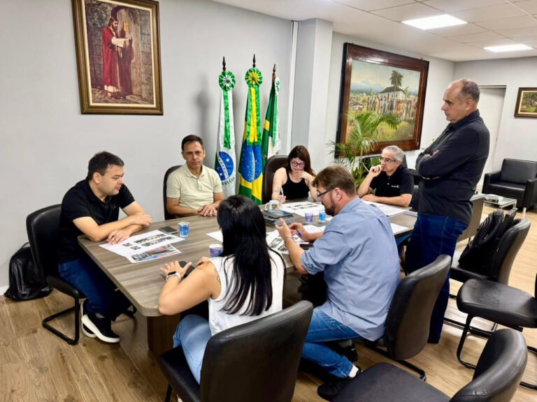 Prefeitura de Paranaguá anuncia nova frota de 40 ônibus para transporte coletivo