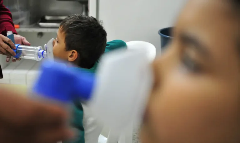 Casos de Síndrome Respiratória Grave Aumentam no Brasil e Acendem Alerta no Paraná