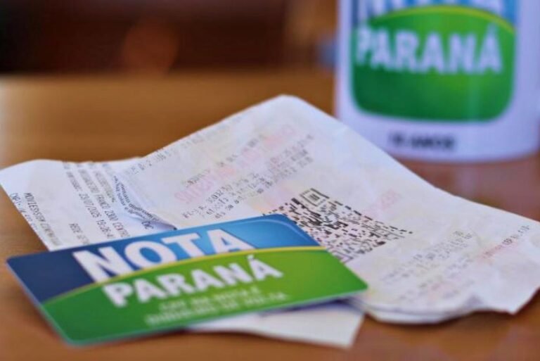 Consumidores de 48 cidades do Paraná recebem prêmios de R$ 1 mil no Nota Paraná