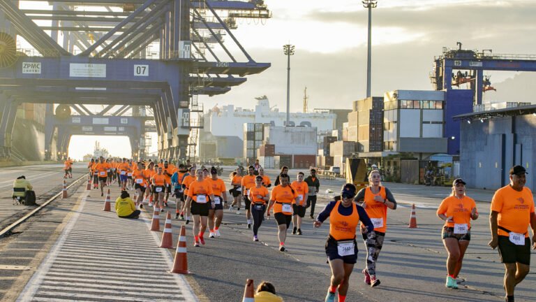 4ª CORRIDA DO PORTO BATE RECORDE E REÚNE QUASE 4 MIL ATLETAS EM PARANAGUÁ