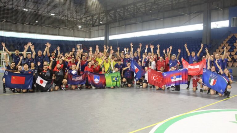 4º TORNEIO DE VÔLEI LEVA PONTO REÚNE MAIS DE 70 ATLETAS E INCENTIVA A SOLIDARIEDADE EM PARANAGUÁ