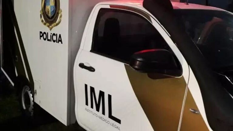 CORPO É LOCALIZADO EM VIA PÚBLICA EM MATINHOS
