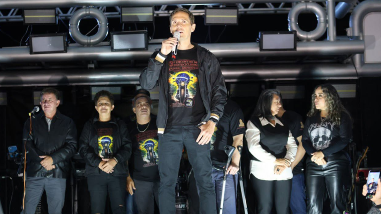 Pontal Motors celebra 21 anos e reúne multidão na abertura oficial do maior encontro de motociclistas do litoral