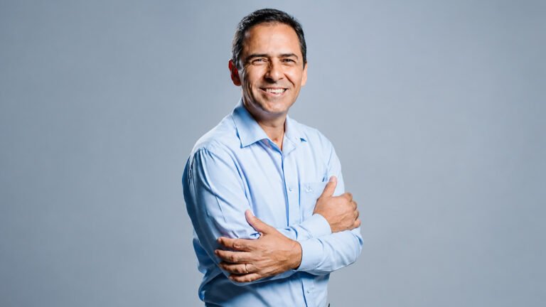 PREFEITO ADRIANO RAMOS DESTACA AVANÇOS NA SAÚDE, ECONOMIA DE R$ 30 MILHÕES E NOVOS INVESTIMENTOS EM ENTREVISTA À TVCI