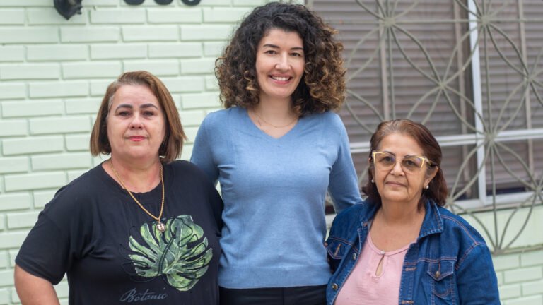 FAMÍLIA ACOLHEDORA: UM GESTO DE AMOR QUE TRANSFORMA VIDAS EM PARANAGUÁ