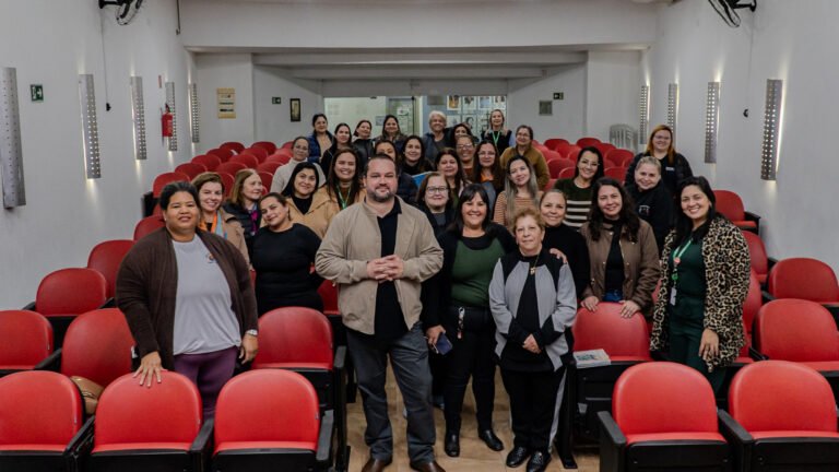 PREFEITURA CAPACITA PROFISSIONAIS DA EDUCAÇÃO SOBRE PROTEÇÃO DE DADOS E USO DE IMAGEM DOS ESTUDANTES