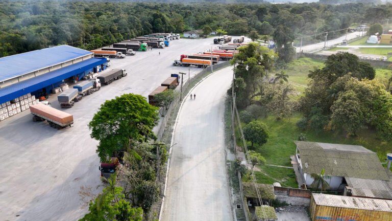 PREFEITURA DE PARANAGUÁ AVALIA ALTERNATIVAS PARA MELHORAR O TRÂNSITO NA ATÍLIO FONTANA